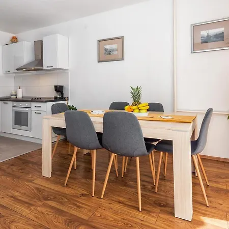 Apartman Neda Split